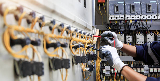 Professional Electrician technician working in Atlantic Highlands, NJ